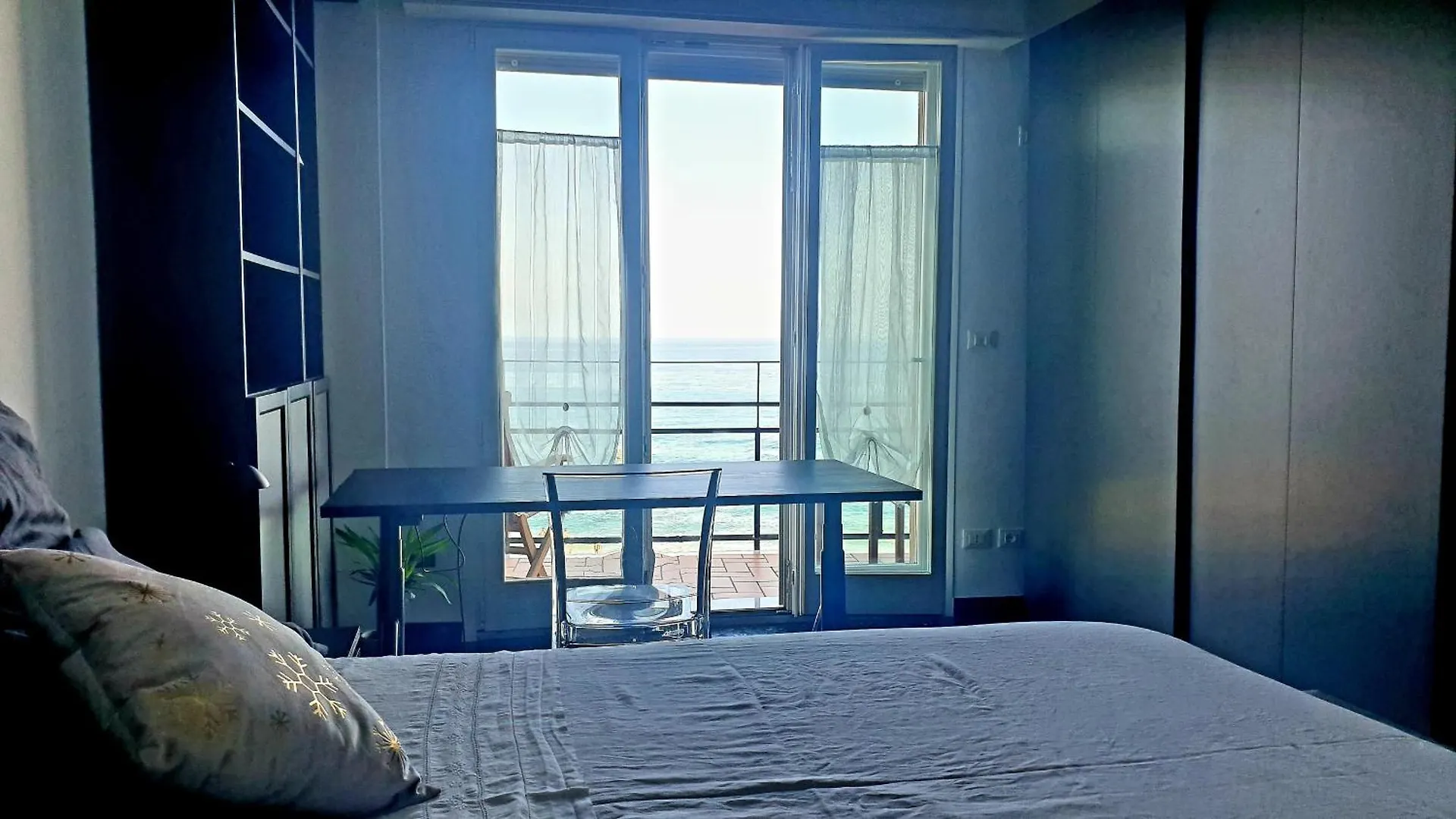 Furnaxsea Apartment Savona 0*,